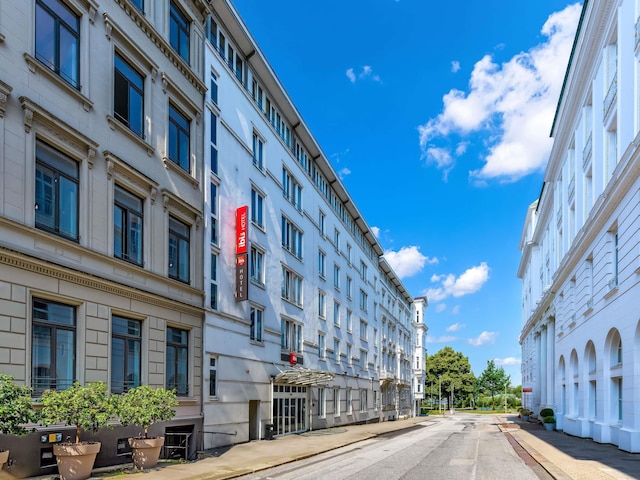 イビス ハンブルグ アルスター セントラム