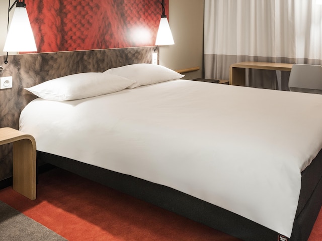 イビス ハンブルグ アルスター セントラム