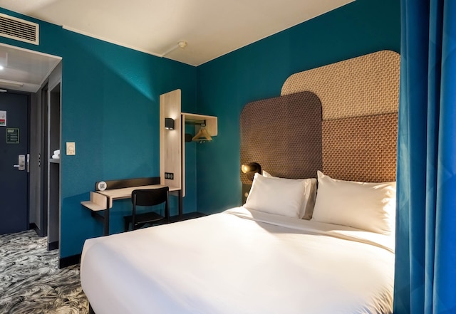 B&Bホテルパリシャティヨン