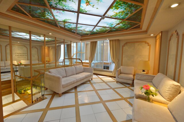 ホテル ルノワール*** パリ モンパルナス