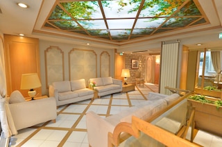 ホテル ルノワール*** パリ モンパルナス