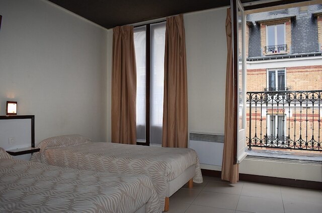 ホテル アヴェニール ヴォージラール