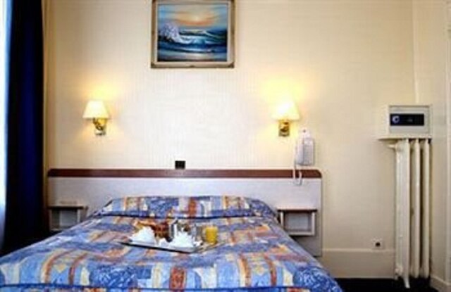 ホテル アヴェニール ヴォージラール