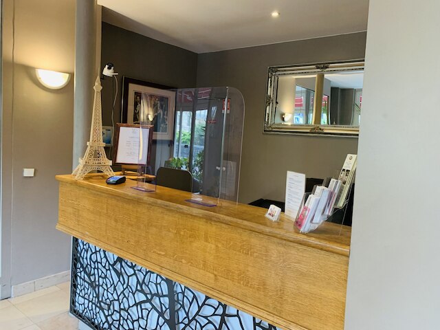 オテル ウィリアムズ オペラ