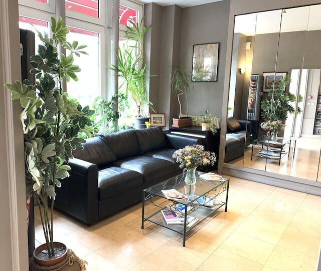 オテル ウィリアムズ オペラ