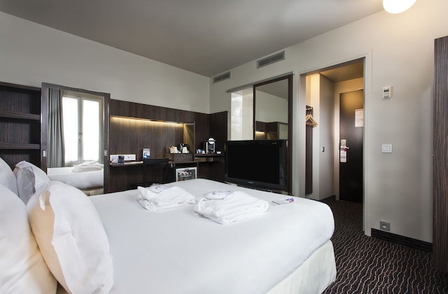 ホテル リバテル ガール ドゥ レスト フランセ