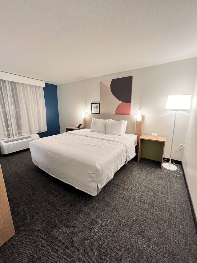 スパーク バイ ヒルトン オーランド ユニバーサル ブールバード