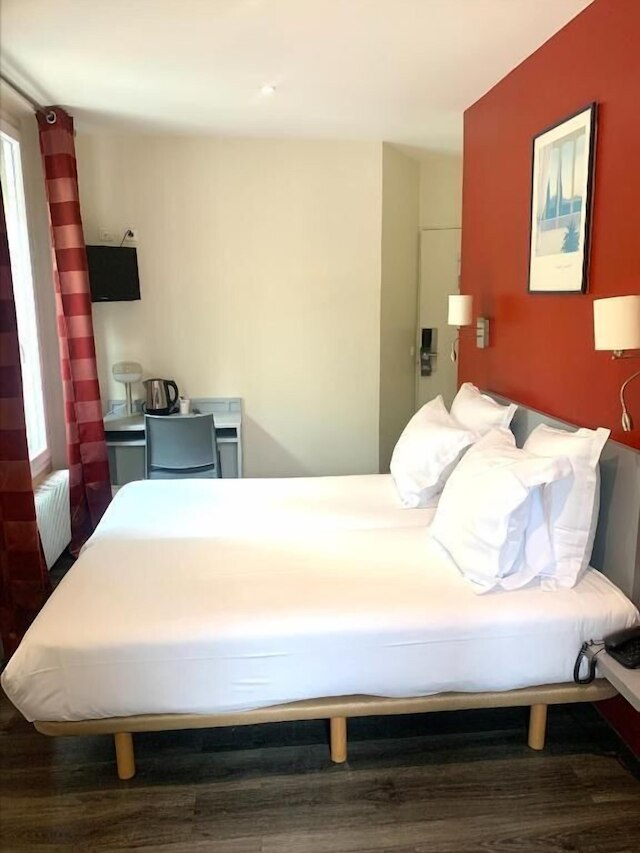 ヒポテル ベルグランド エディット ピアフ