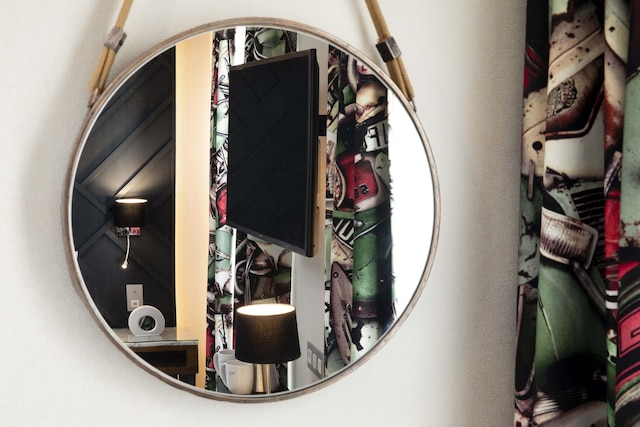 ホテル デ ザール パリ モンマルトル