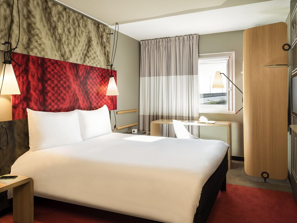 イビス パリ サン ドニ スタッド シュッド