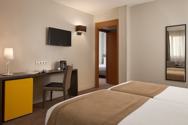 ティムホテル オペラ ブランシュ フォンテーヌ