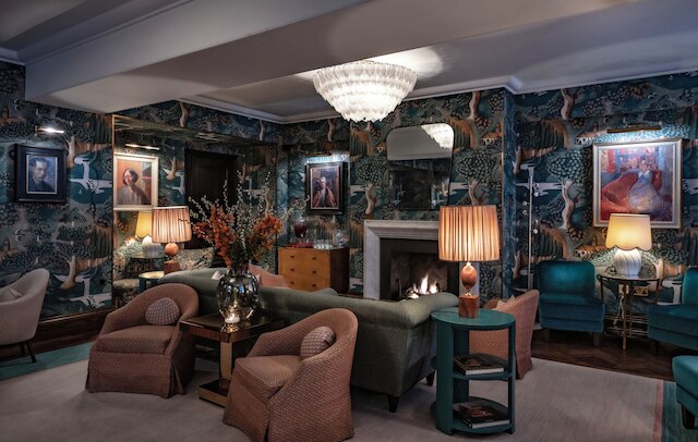 ザ ブルームズベリー