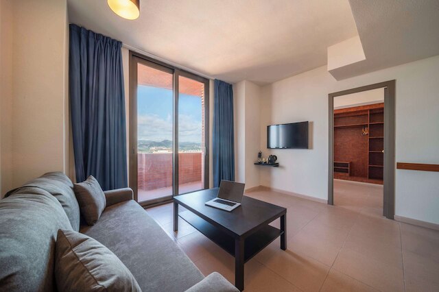 アパルタメントス ヘスペリア サント ジョアン