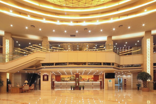 ジン ジャン パイン シティ ホテル