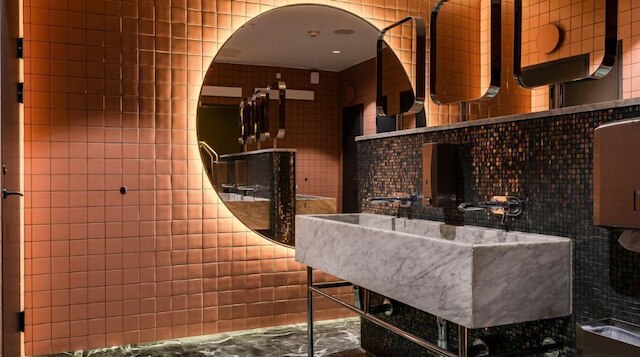 クラリオン ホテル アマランテン