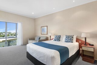 アリストトルズ ノース ショア