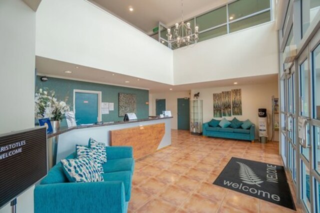 アリストトルズ ノース ショア