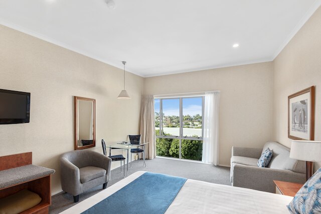 アリストトルズ ノース ショア