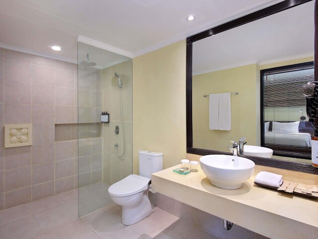 メルキュール  リゾート  サヌール