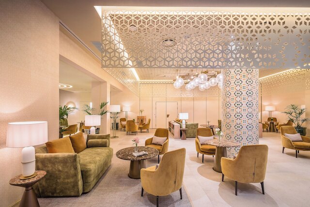 バルセロ カルメン グラナダホテル