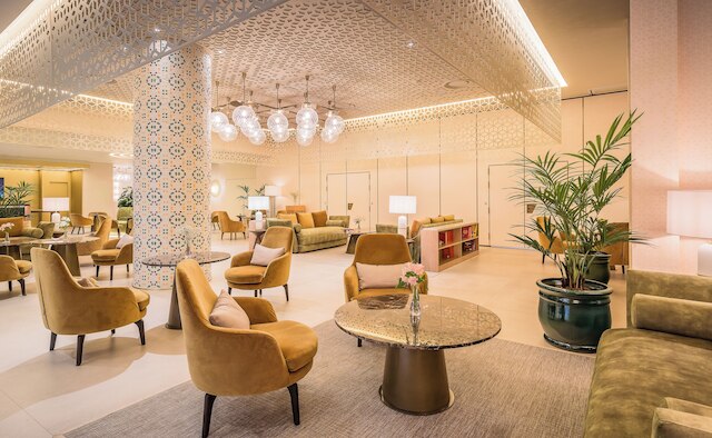 バルセロ カルメン グラナダホテル