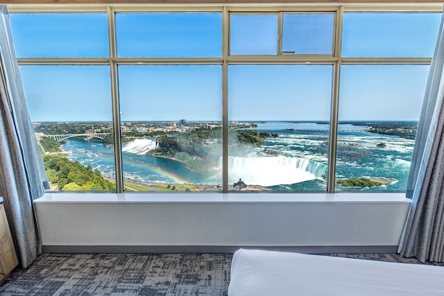 ザ タワー ホテル フォールズビュー