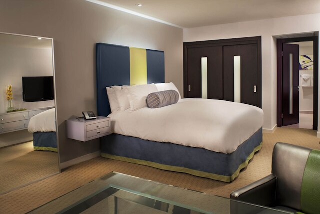 サンセット マーキス