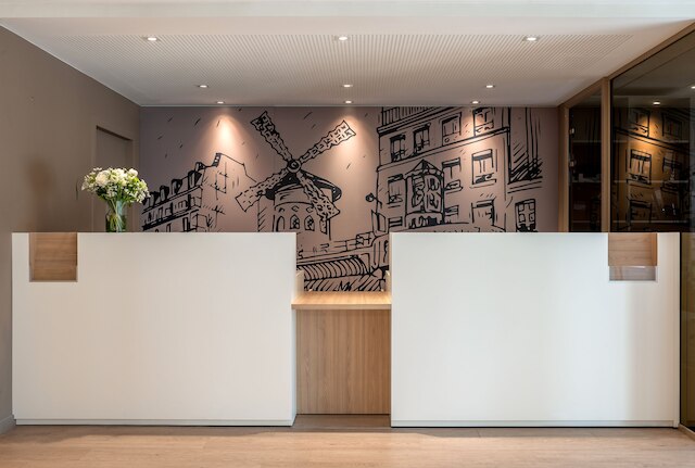 シタディーン モンマルトル パリ