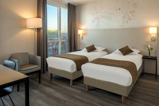 シタディーン モンマルトル パリ