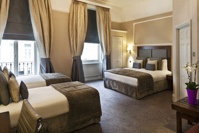 ジェム ストラスモア ホテル