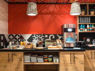 イビス スタイルズ リール サントル グランド プラース