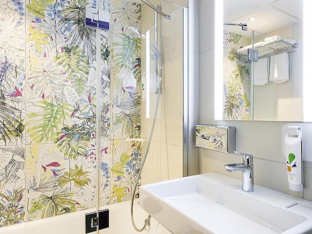 イビス スタイルズ パリ ブーローニュ マルセル サンバ