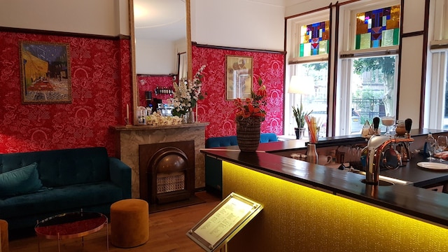 デ ベッドステー ブティック カプセルズ