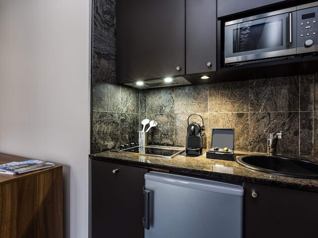 アパートホテル アダージョ パリ オスマン