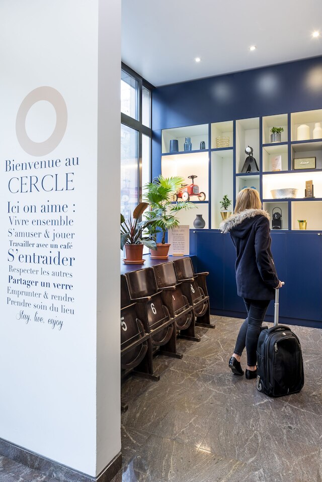 アパートホテル アダージョ パリ オスマン