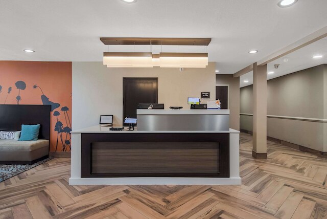 スリープイン イリー ニア スポーツセンター