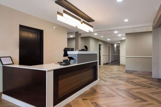 スリープイン イリー ニア スポーツセンター