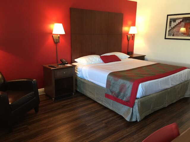 ラマダ バイ ウィンダム トーランス