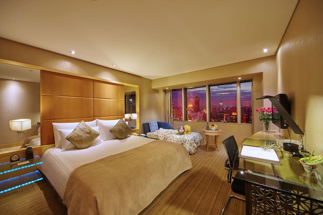 ジン ジャン タワー (新錦江大酒店)