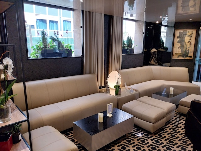 オテル アリソン