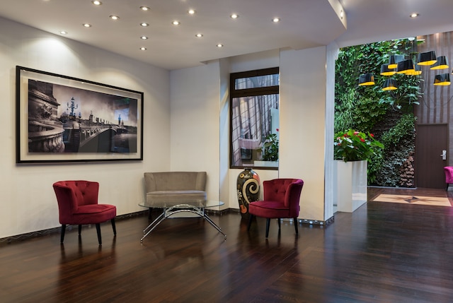 ホテル アイダ マレ プリンタニア