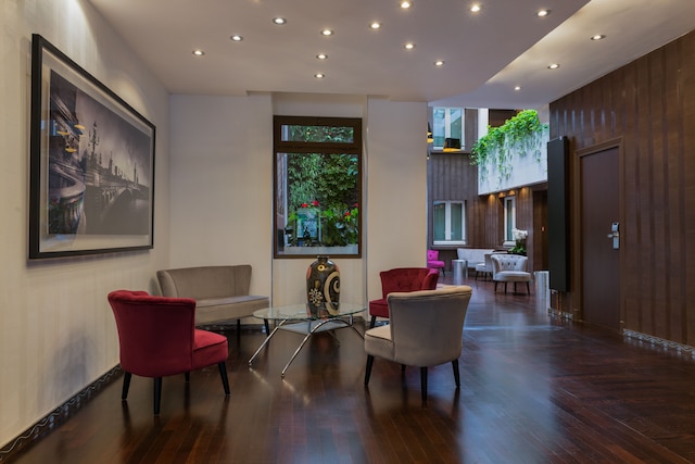 ホテル アイダ マレ プリンタニア