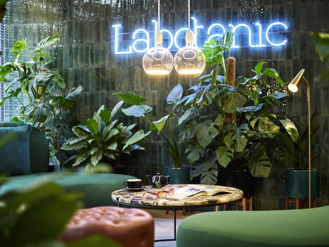 メルキュール パリ モンパルナス パストール