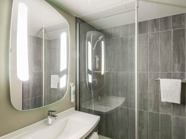 イビス パリ ガレ ド リヨン ルドリュ ロラン ドゥジエム