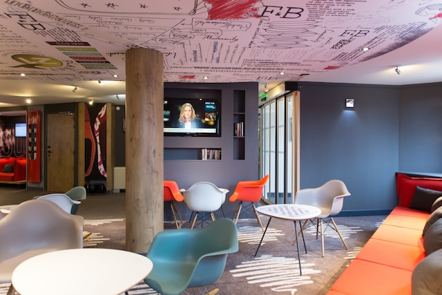 イビス パリ ブランシオン パルク デ ゼクスポジション 15 エム