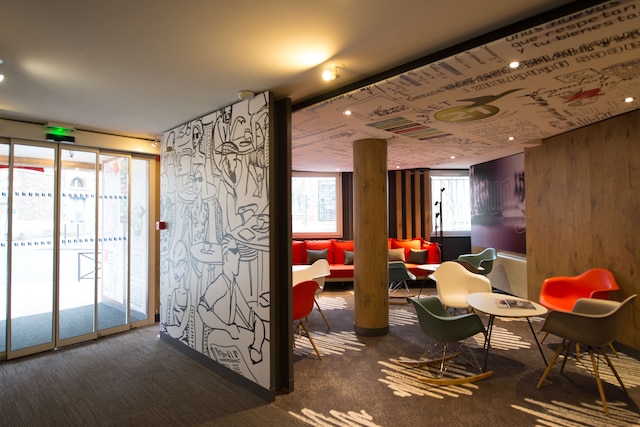 イビス パリ ブランシオン パルク デ ゼクスポジション 15 エム