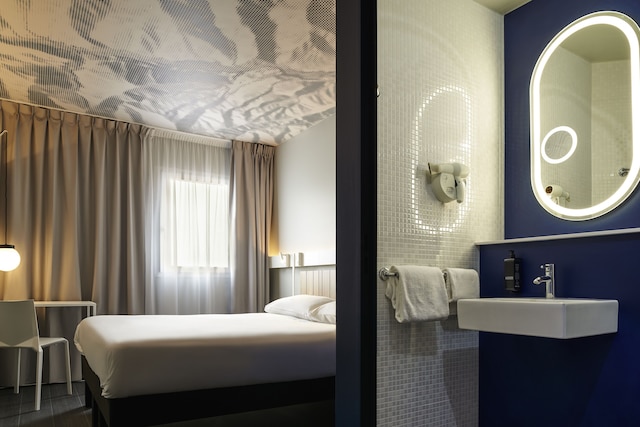 イビス パリ ナション ダブー