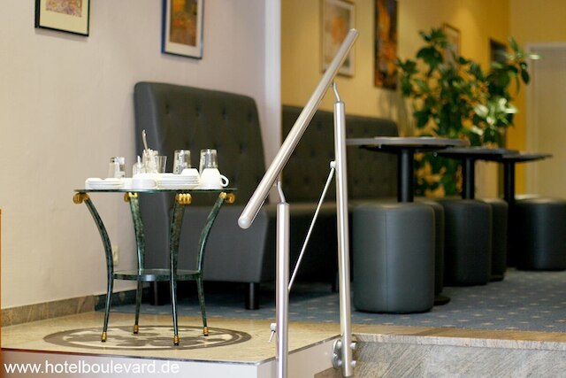 ホテル ブールバード