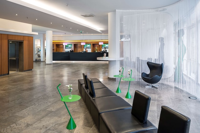 ドリント コングレスホテル デュッセルドルフ / ノイス