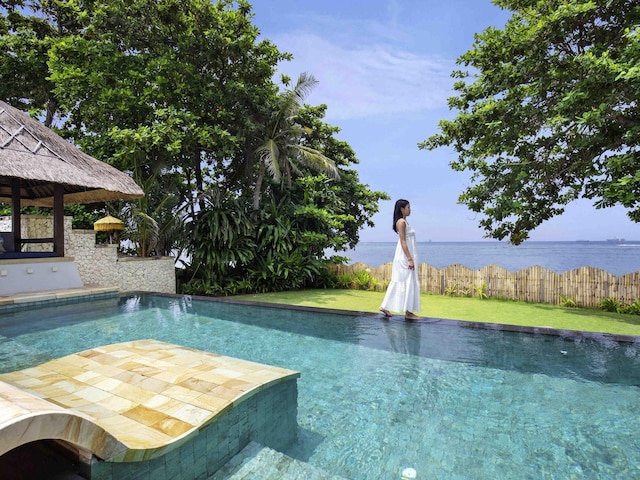 ノボテル バリ ベノア